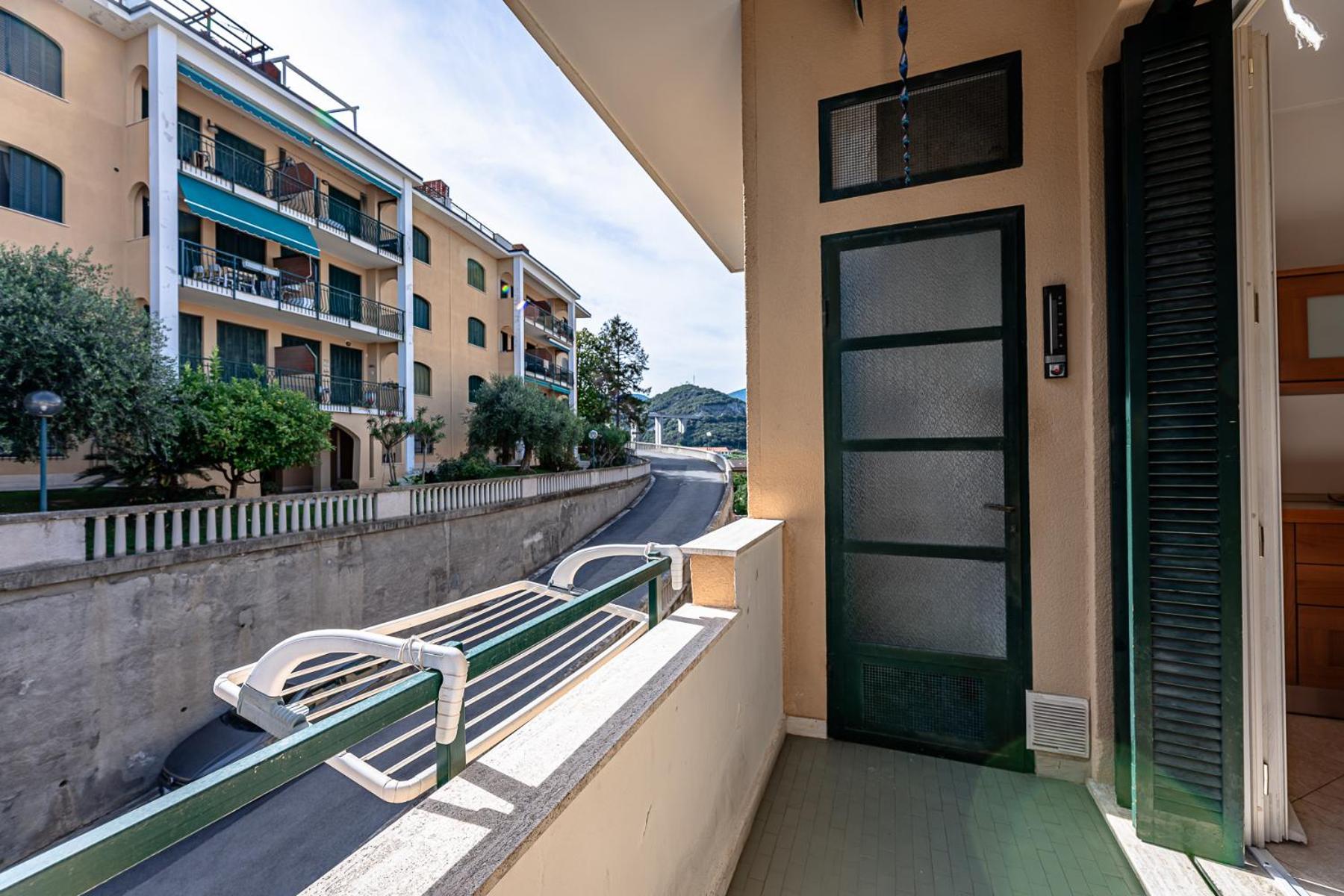La Dimora Della Lullu, Luxury Apartamento Pietra Ligure Exterior foto